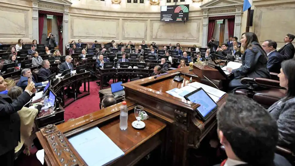 Diputados negocia el texto final de la ley mientras la UCR profundiza ...