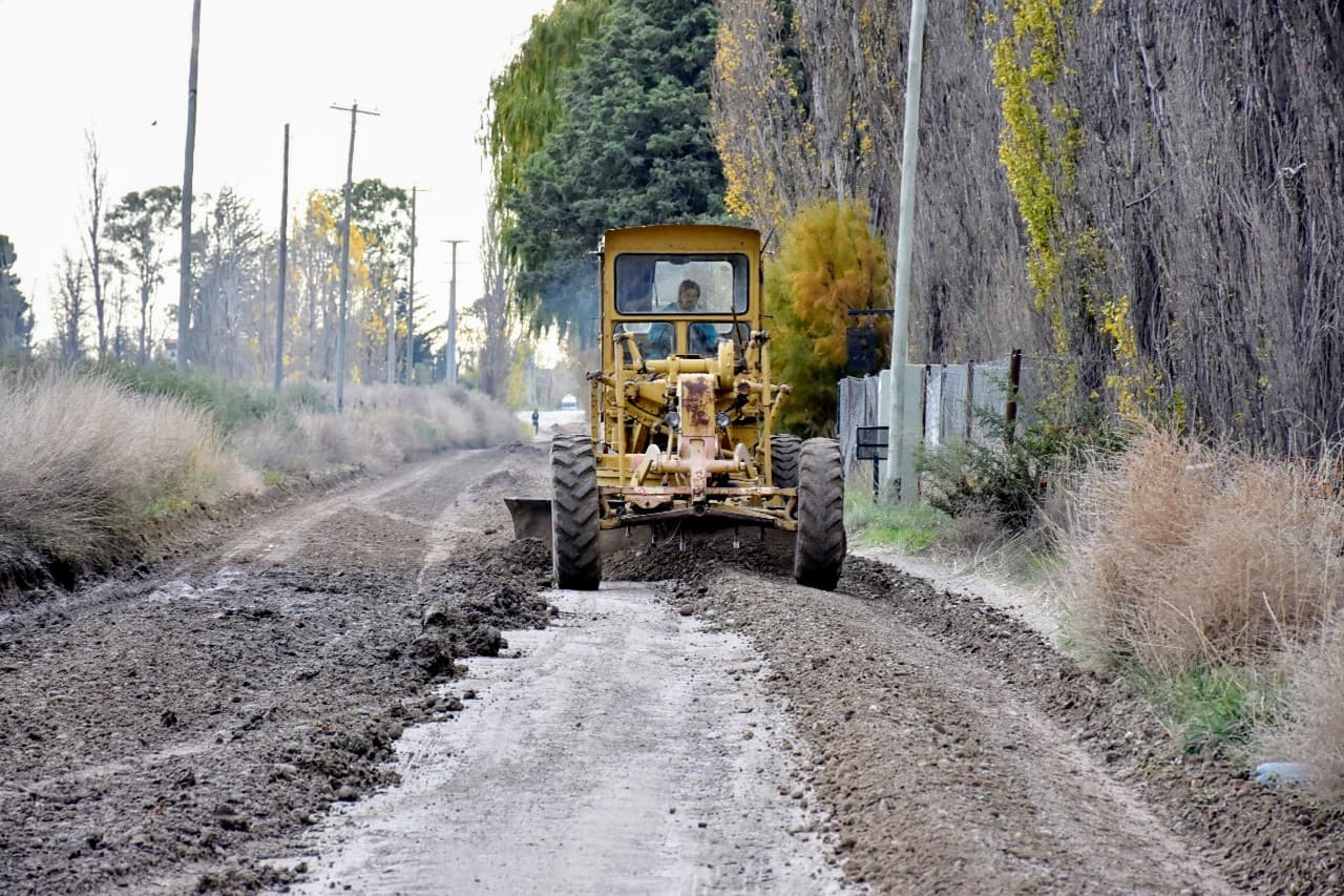 El Municipio refuerza el mantenimiento de calles en la zona rural ...
